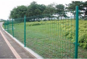 雙邊絲護欄網草坪圍欄